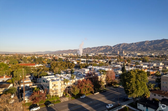 Aerial Photo - 333 W Alameda Ave