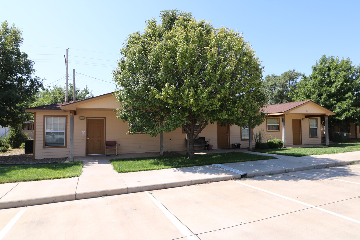 Apartments Clovis, NM - Townsgate Plaza - Section 811 Only