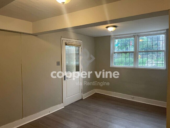 Photo - 146 Logan St Apartment