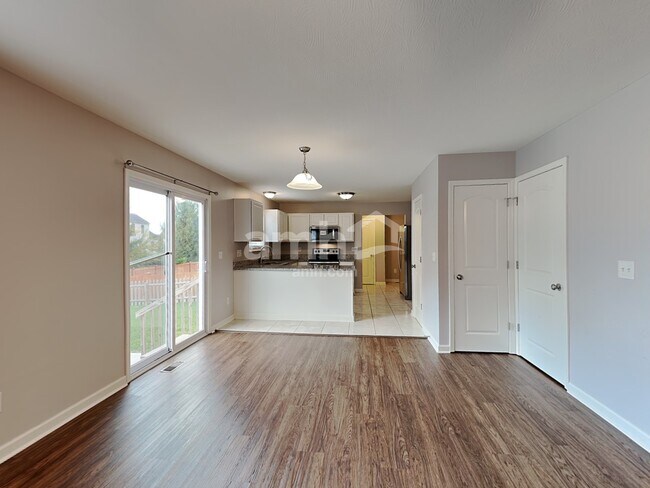 Foto del edificio - 5499 Lehman Meadows Drive