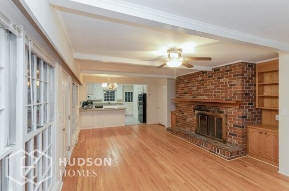 Foto del edificio - 5 Howell Rd