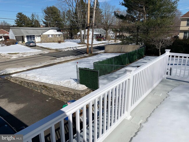 Foto del edificio - 2121 Springhouse Rd