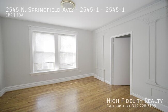 Foto del edificio - 2545 N Springfield Ave