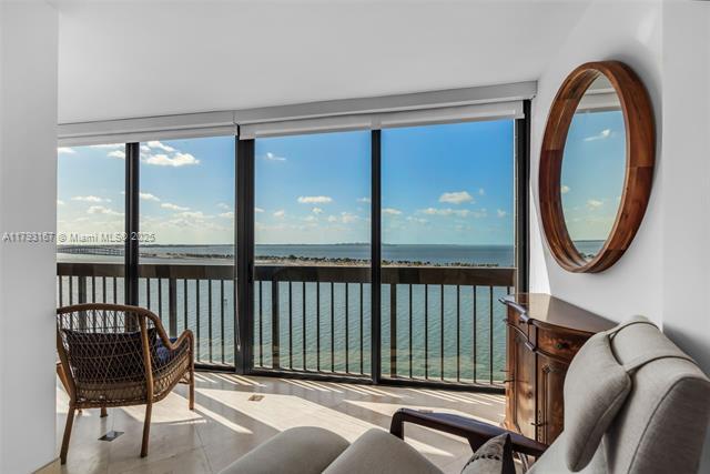 Primary Photo - 2333 Brickell Ave