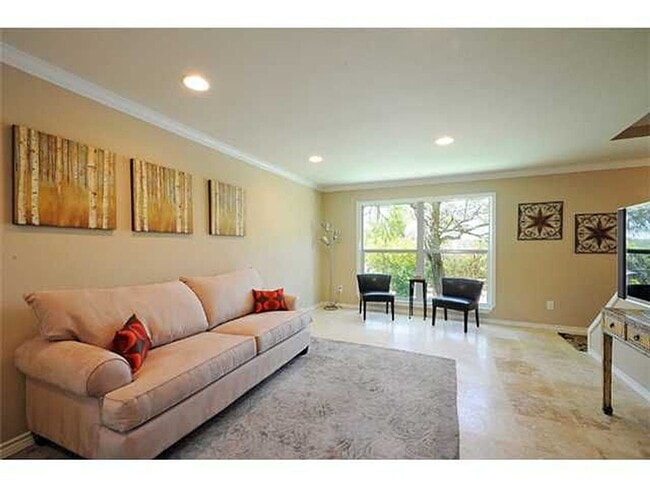 Building Photo - 6812 Syracuse Cove