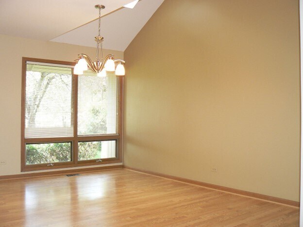 Building Photo - 6052 Mill Bridge Ln