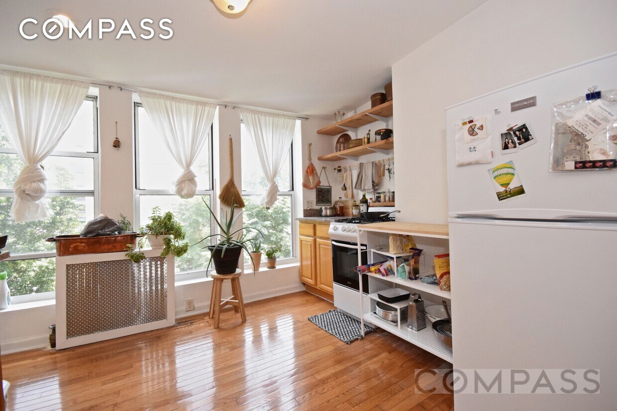55 Duffield St Unit 4, Brooklyn, NY 11201 Room for Rent in Brooklyn