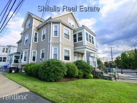 Building Photo - 2 br, 1 bath Apartment - 900 Moody St