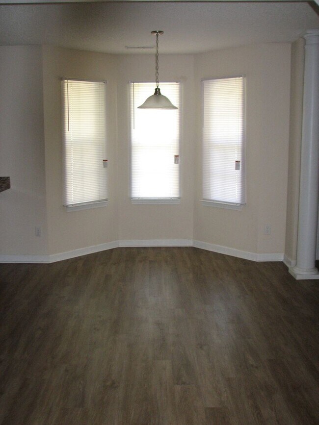 Foto del edificio - 2680 Moonlite Dr