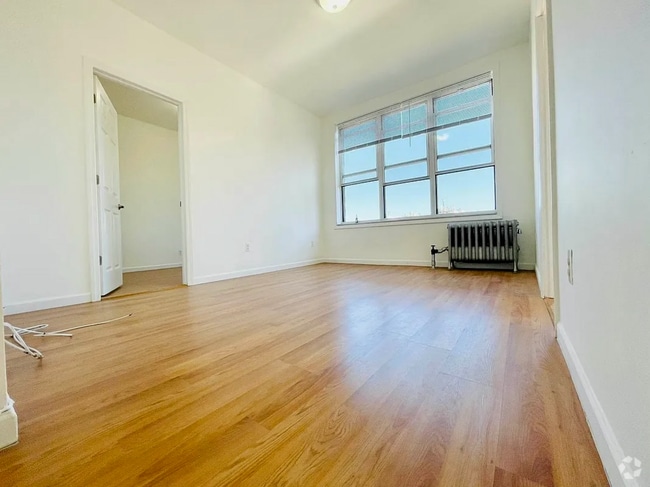 Building Photo - 31-30 37th St