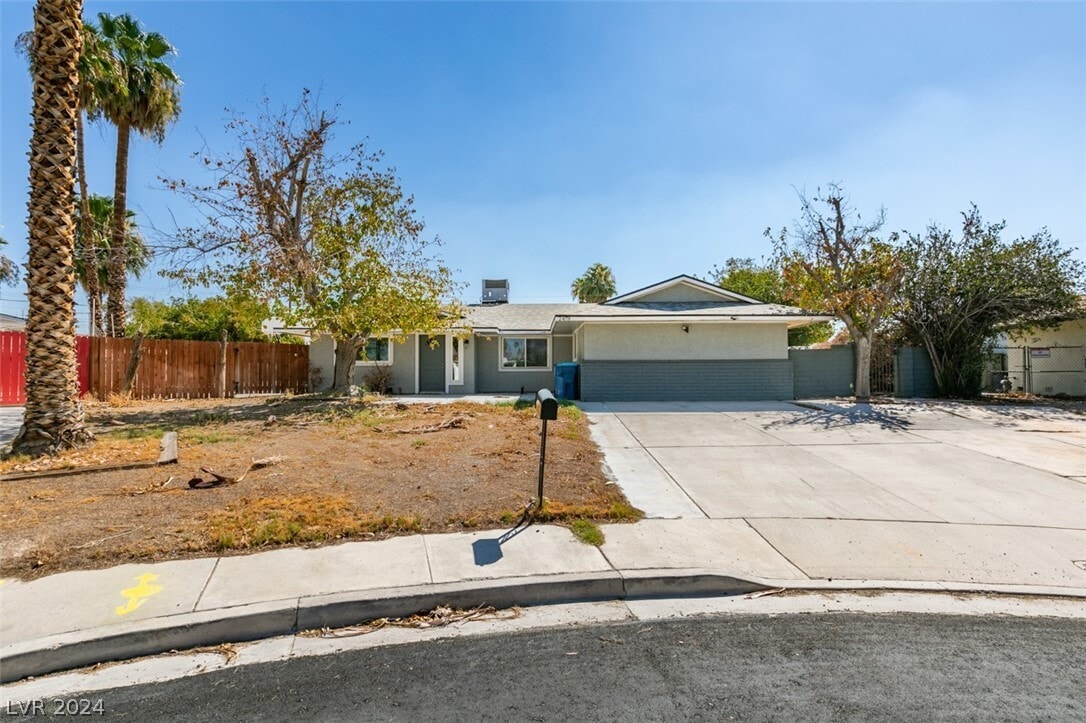 Primary Photo - 2478 Alfa Cir