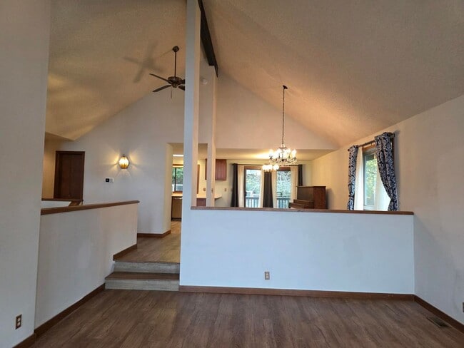 Foto del edificio - 4 Bedroom Poulsbo Home