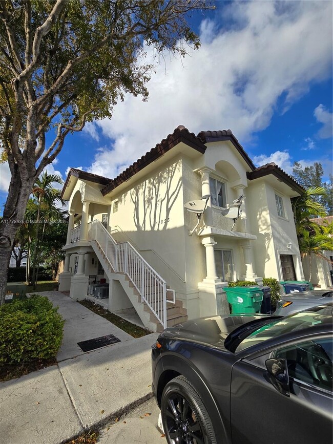 Building Photo - 11053 NW 89th Terrace