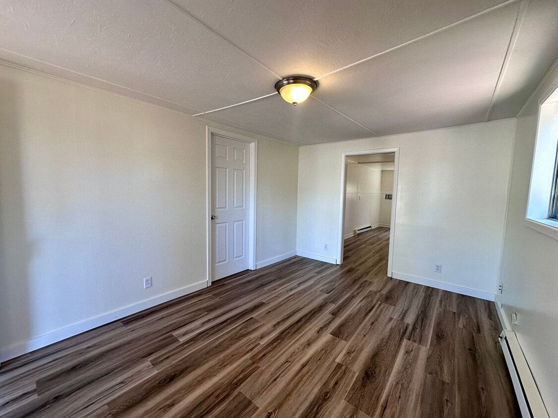 Primary Photo - Charming Two Bedroom