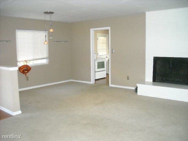Building Photo - 2 br, 1 bath House - 2063 Langham