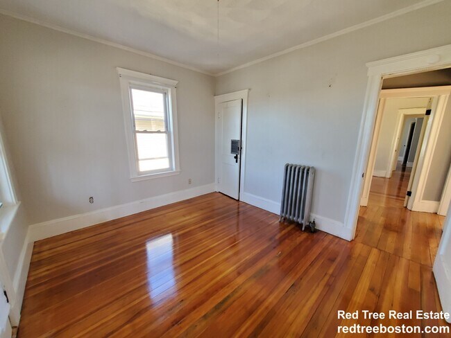 Foto del edificio - 623 Fellsway