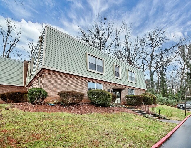 Photo - 2634 Park Rd Townhome