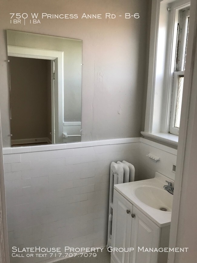 Foto del edificio - One Bedroom Apartment