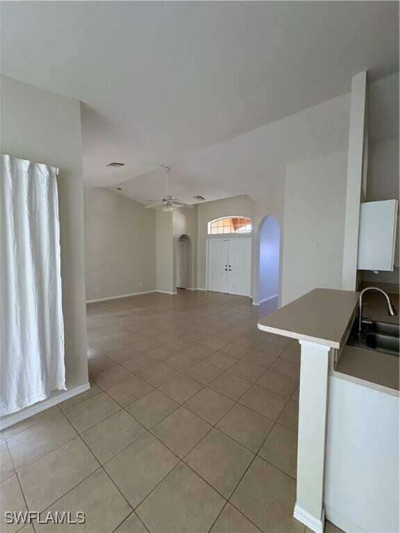 Primary Photo - 5245 SW 20th Ave