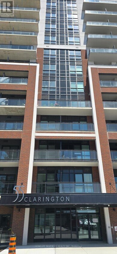 Photo principale - 55-655 Clarington Blvd