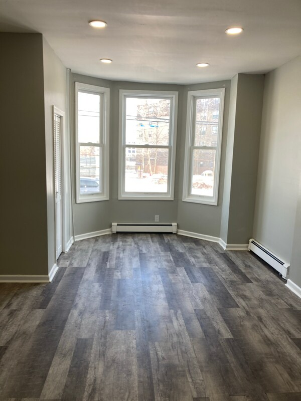 Foto del edificio - 367 Morris Ave