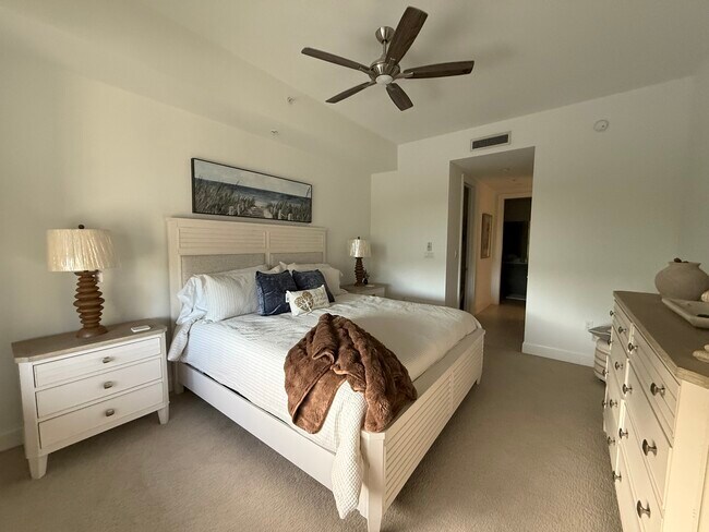 Foto del edificio - 1111 Central Ave