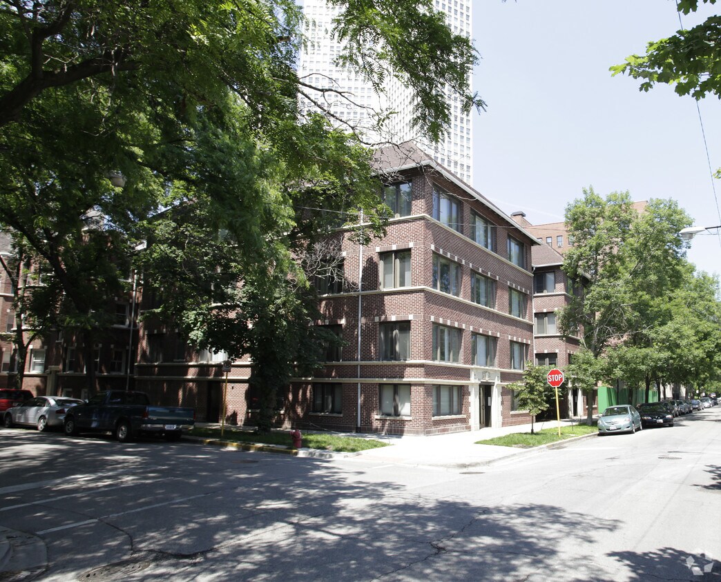 Primary Photo - 434 W Deming Pl