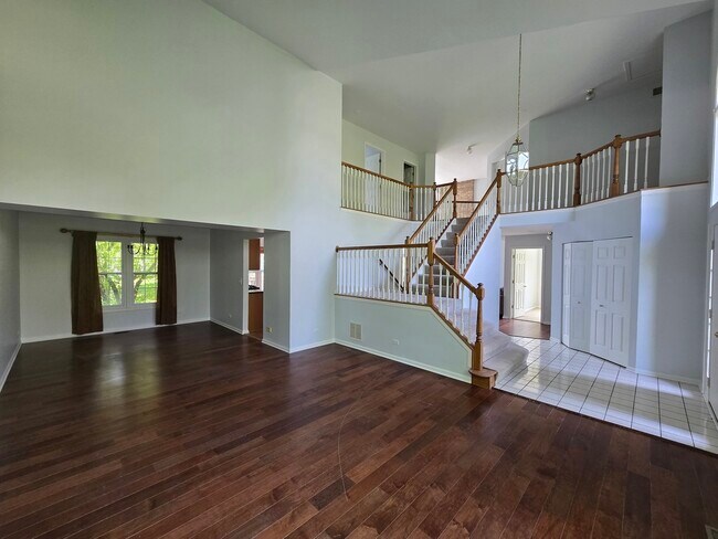 Building Photo - 1309 Beckett Cir