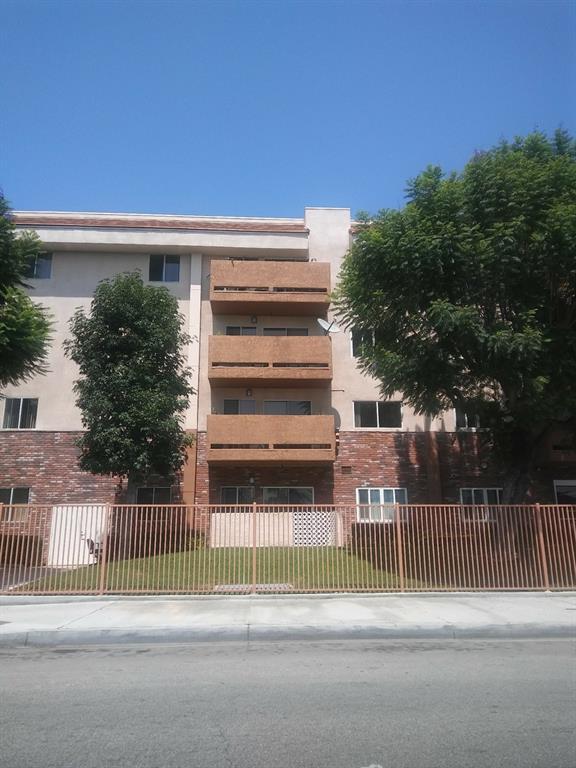 Building Photo - 14129 Adoree St