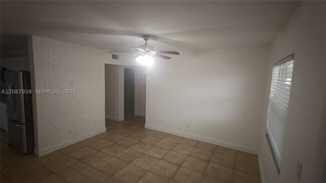 Foto del edificio - 2643 NW 10th St