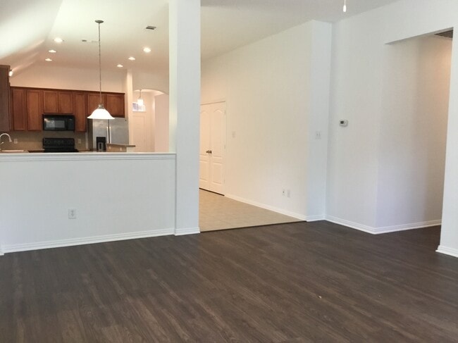 Building Photo - 2029 Michelle Creek Drive