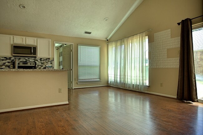 Building Photo - 7219 Caddo Lake Ln