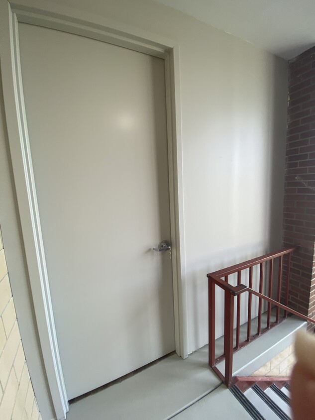 Foto principal - 19 E Race St
