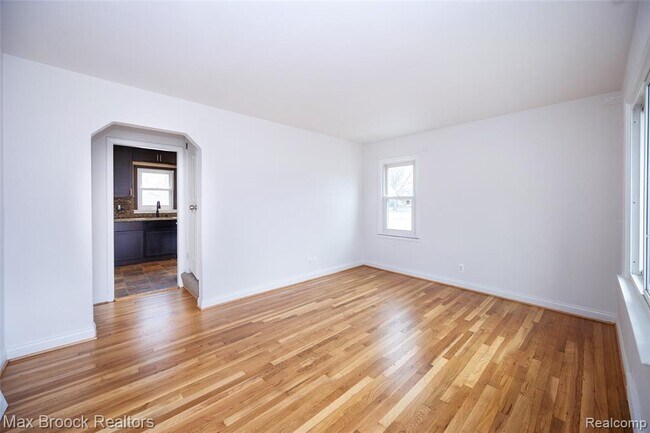 Foto del edificio - 1621 Whitcomb Ave