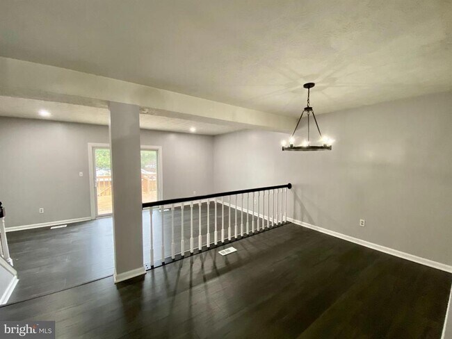 Foto del edificio - 24 Oak Crest Ct