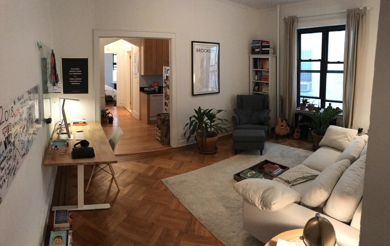 Primary Photo - 568 5th St
