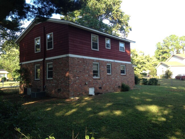 Foto del edificio - 2602 Gibson St NW