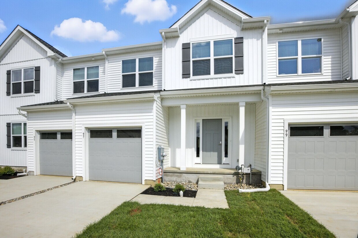 Foto principal - 41 Sequoia Dr