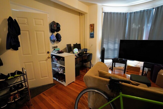Foto del edificio - 63 Brighton Ave