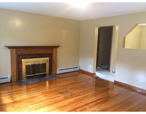 Foto del edificio - 51 Joseph Ave