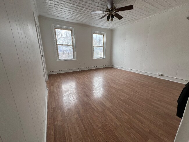 Foto del edificio - 37 Harmony St