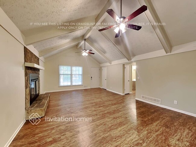 Building Photo - 2135 GA-85