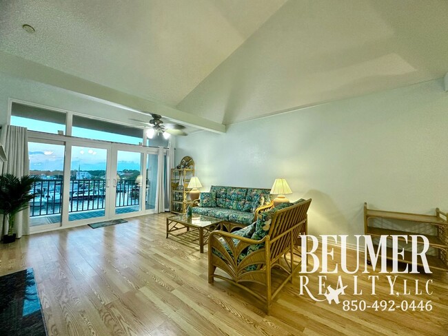 Foto del edificio - Furnished 2br/2ba Waterfront Condo