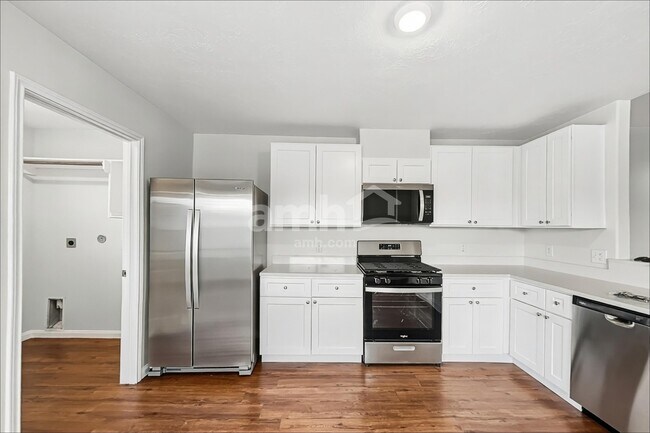 Foto del edificio - 3934 Hawthorn Glen Ct