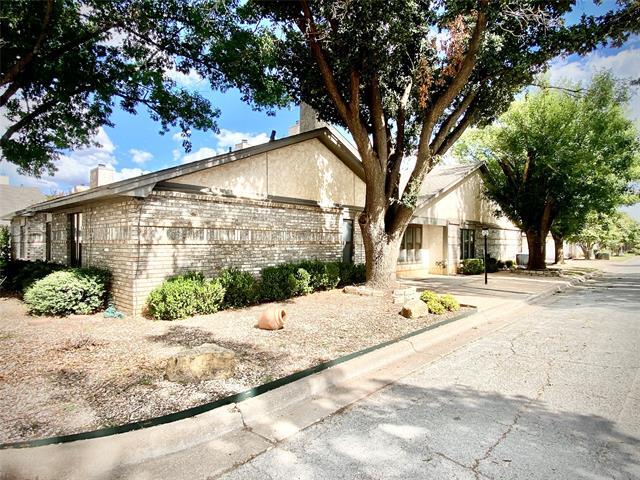 Foto del edificio - 29 Crossroads Dr