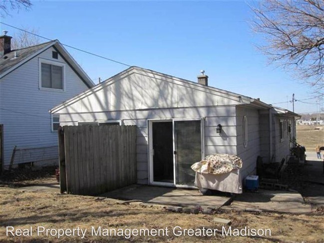 Building Photo - 2601 Scofield St