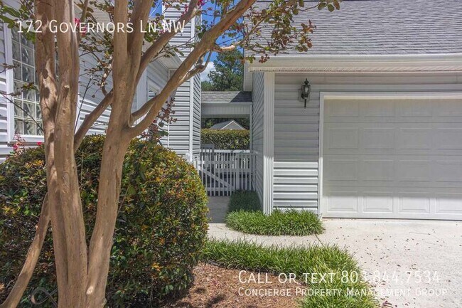 Foto del edificio - 172 Governors Ln NW