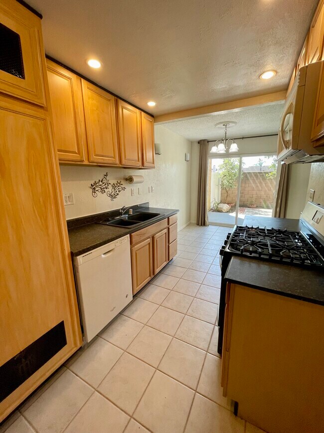 Foto del edificio - 918 S Mountain Ave