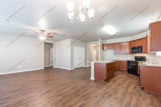 Foto del edificio - 7800 Lee Hall Loop