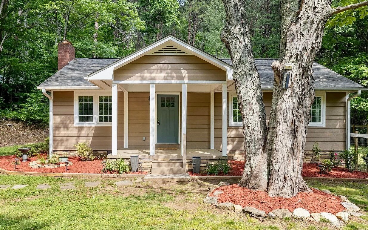 Foto principal - 724 Houston Rd